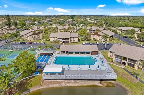 339 Pine Ridge Circle Green Acres FL 33463