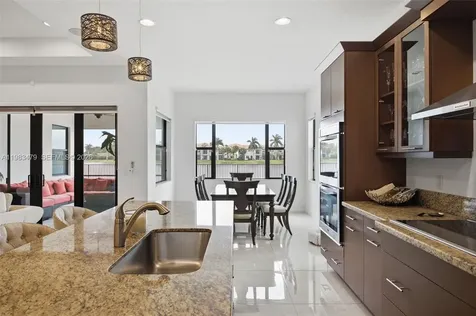1296 SW 113th Way Pembroke Pines FL 33025