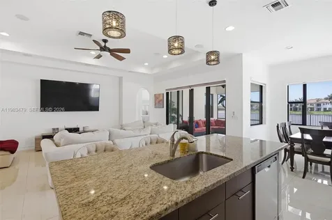 1296 SW 113th Way Pembroke Pines FL 33025