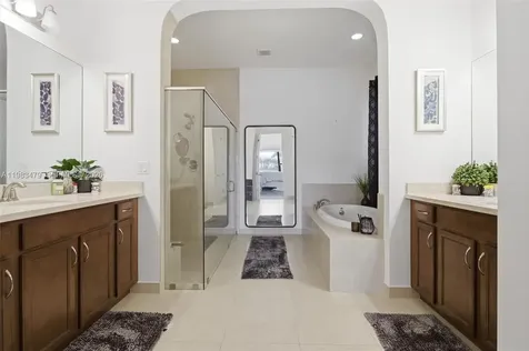 1296 SW 113th Way Pembroke Pines FL 33025