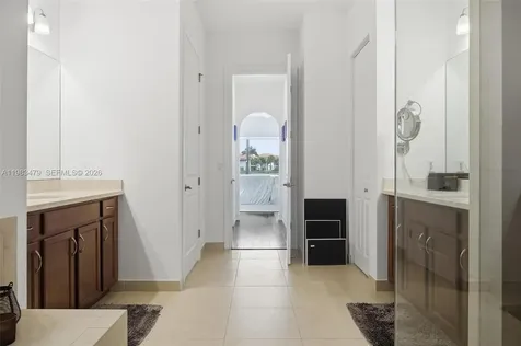 1296 SW 113th Way Pembroke Pines FL 33025