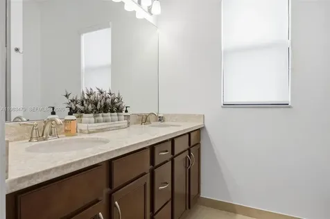 1296 SW 113th Way Pembroke Pines FL 33025