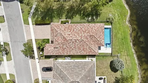 1296 SW 113th Way Pembroke Pines FL 33025