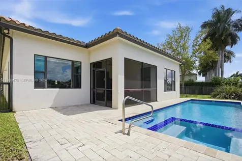 1296 SW 113th Way Pembroke Pines FL 33025
