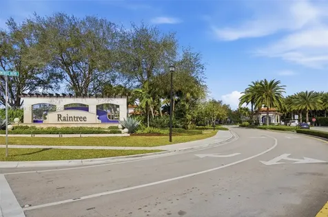 1296 SW 113th Way Pembroke Pines FL 33025
