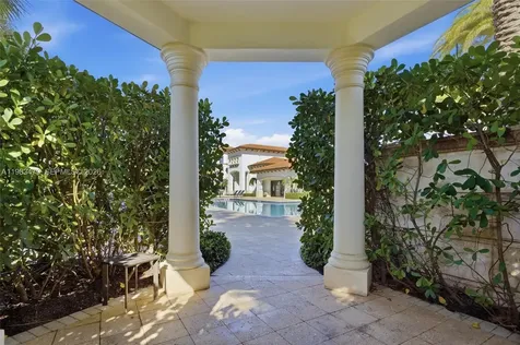 1296 SW 113th Way Pembroke Pines FL 33025