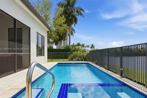1296 SW 113th Way Pembroke Pines FL 33025