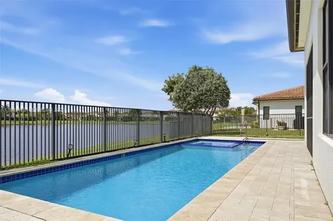 1296 SW 113th Way Pembroke Pines FL 33025