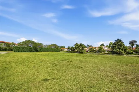1296 SW 113th Way Pembroke Pines FL 33025