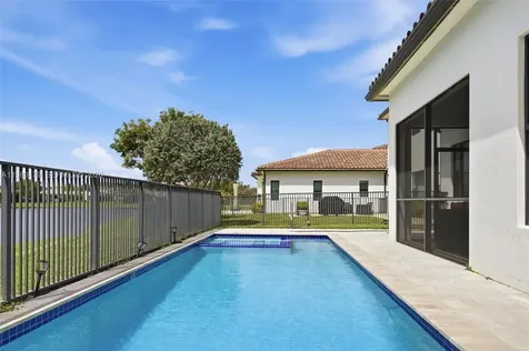 1296 SW 113th Way Pembroke Pines FL 33025