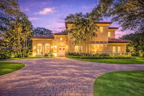 6075 SW 85th Avenue Miami FL 33143