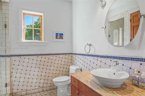 6075 SW 85th Avenue Miami FL 33143