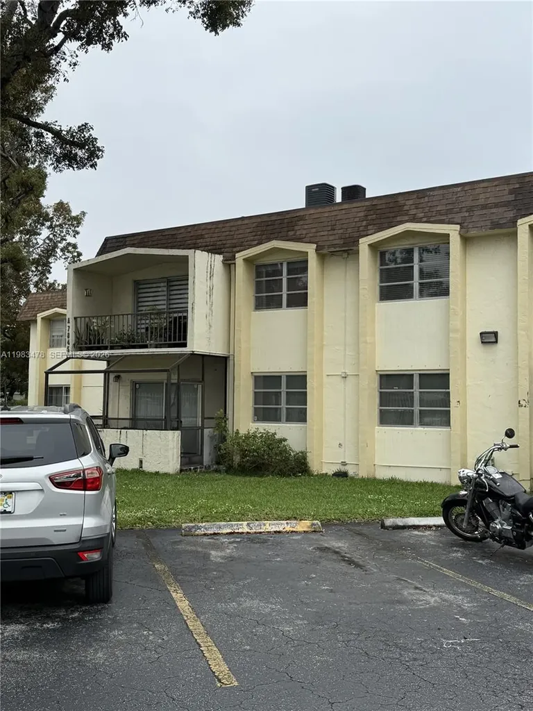 7845 Miller Drive Miami FL 33155