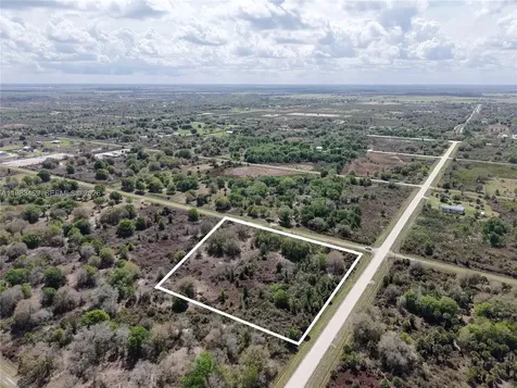 20755 NW 262nd Okeechobee FL 34972