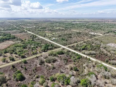 20755 NW 262nd Okeechobee FL 34972