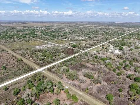 20755 NW 262nd Okeechobee FL 34972