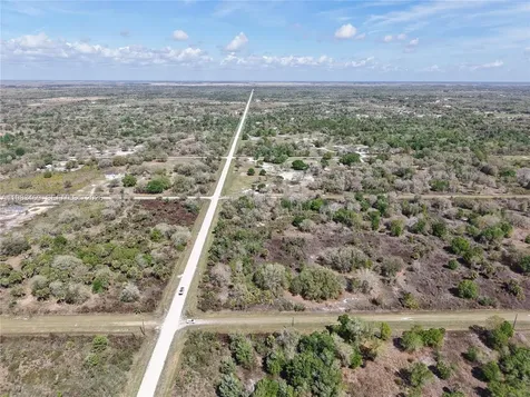 20755 NW 262nd Okeechobee FL 34972