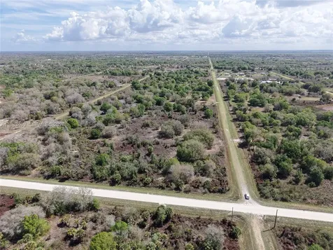 20755 NW 262nd Okeechobee FL 34972