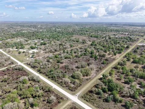 20755 NW 262nd Okeechobee FL 34972