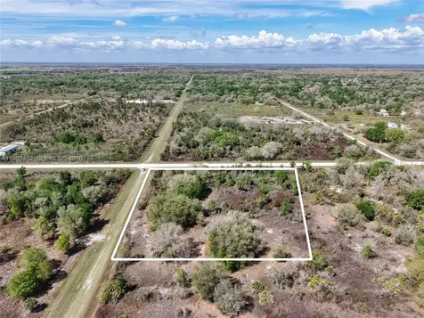 20755 NW 262nd Okeechobee FL 34972