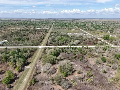 20755 NW 262nd Okeechobee FL 34972