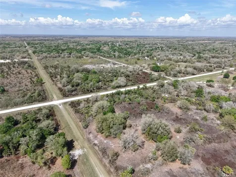 20755 NW 262nd Okeechobee FL 34972