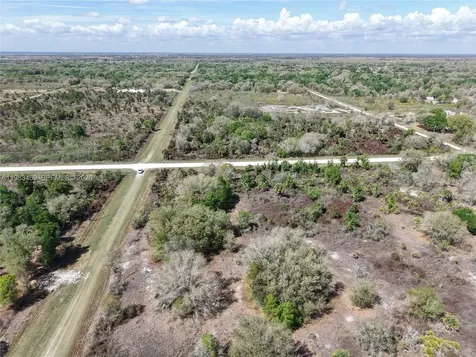 20755 NW 262nd Okeechobee FL 34972