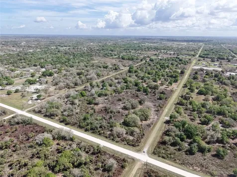20755 NW 262nd Okeechobee FL 34972