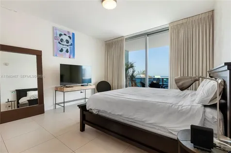 200 Biscayne Boulevard Way Miami FL 33131