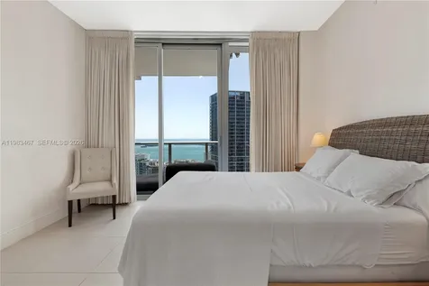 200 Biscayne Boulevard Way Miami FL 33131