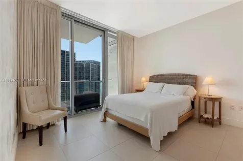 200 Biscayne Boulevard Way Miami FL 33131