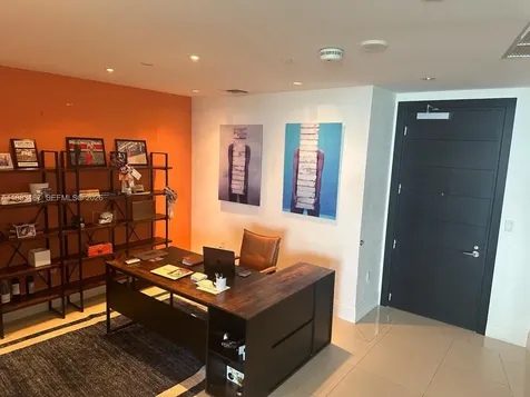 200 Biscayne Boulevard Way Miami FL 33131