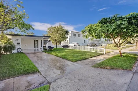 1610 Polk Street Hollywood FL 33020