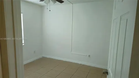426 NE 210th Cir Terrace Miami FL 33179