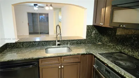 426 NE 210th Cir Terrace Miami FL 33179