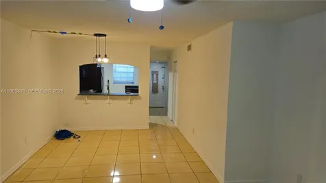 426 NE 210th Cir Terrace Miami FL 33179