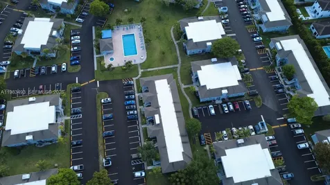 426 NE 210th Cir Terrace Miami FL 33179
