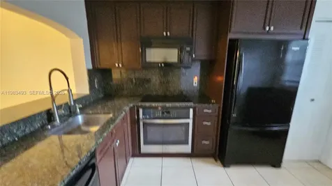 426 NE 210th Cir Terrace Miami FL 33179