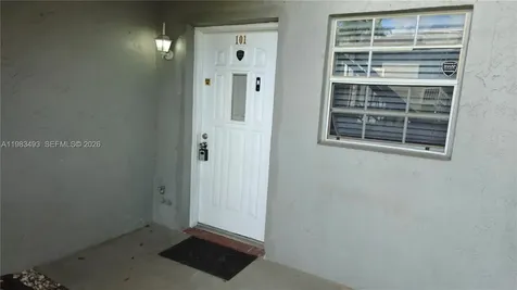 426 NE 210th Cir Terrace Miami FL 33179