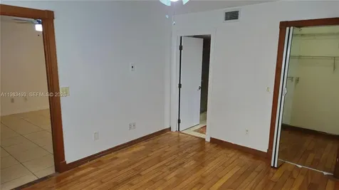 426 NE 210th Cir Terrace Miami FL 33179