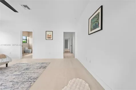 3187 SW 23rd Street Miami FL 33145