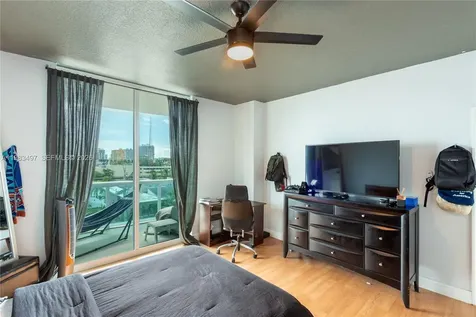 7910 Harbor Island Drive North Bay Village FL 33141