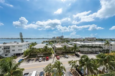 7910 Harbor Island Drive North Bay Village FL 33141
