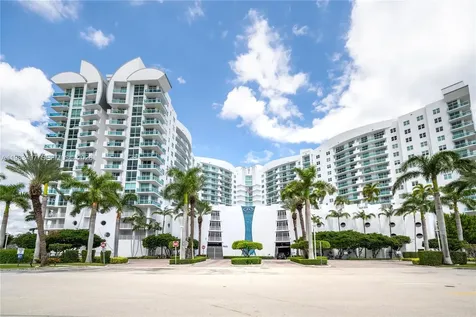 7910 Harbor Island Drive North Bay Village FL 33141