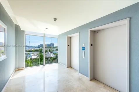 7910 Harbor Island Drive North Bay Village FL 33141