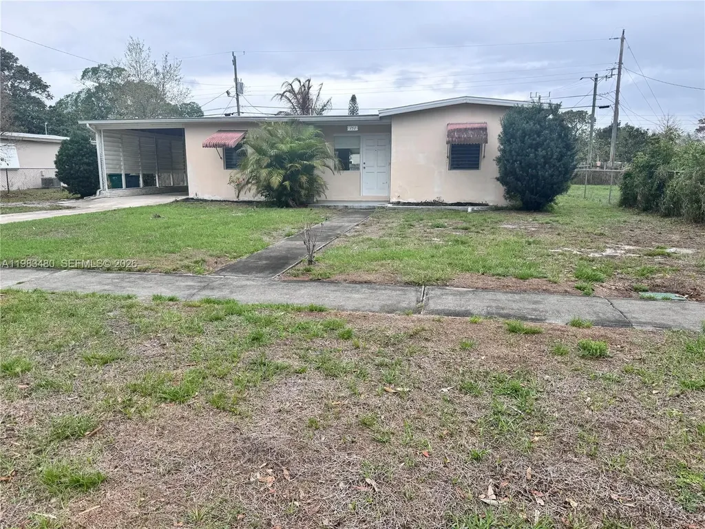 151 SE Celestia Court Port St. Lucie FL 34983