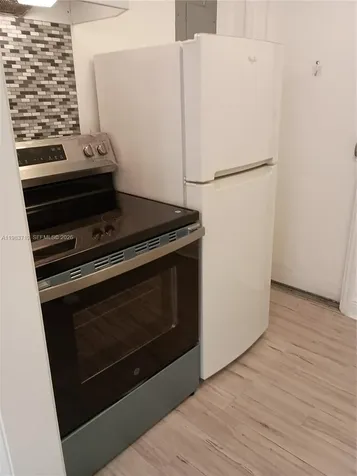 535 74 Miami Beach FL 33141
