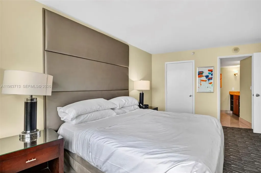 2670 E Sunrise Boulevard Fort Lauderdale FL 33304