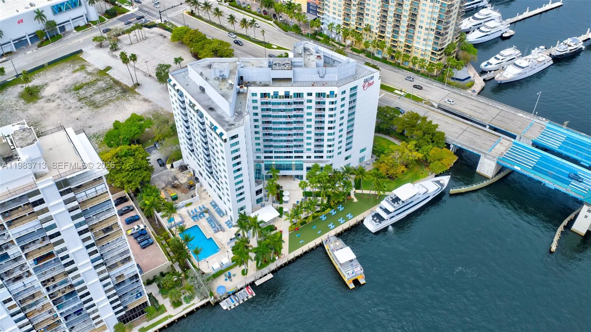 2670 E Sunrise Boulevard Fort Lauderdale FL 33304