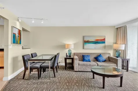 2670 E Sunrise Boulevard Fort Lauderdale FL 33304